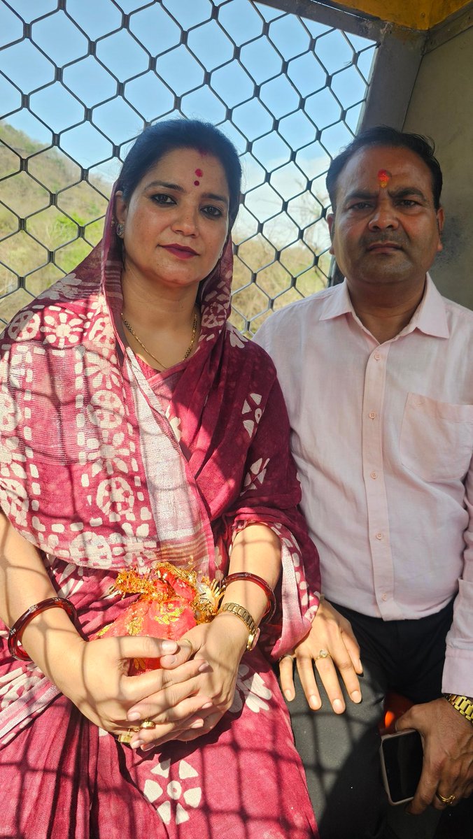 manisha pathak (मोदी का परिवार) tweet media