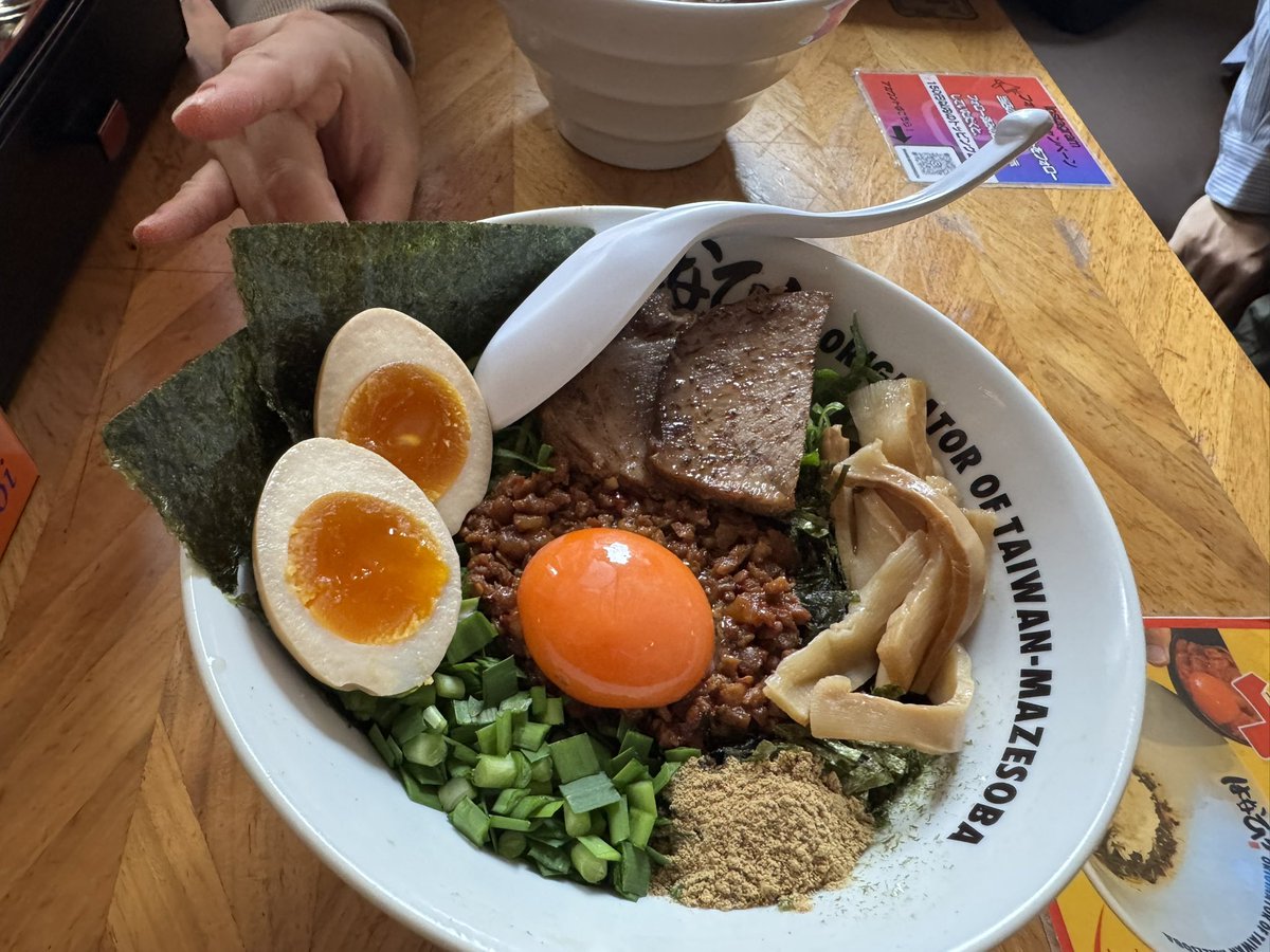 mavo626's tweet photo. きつねと食べたまぜそば https://t.co/YJDkEn7T7O