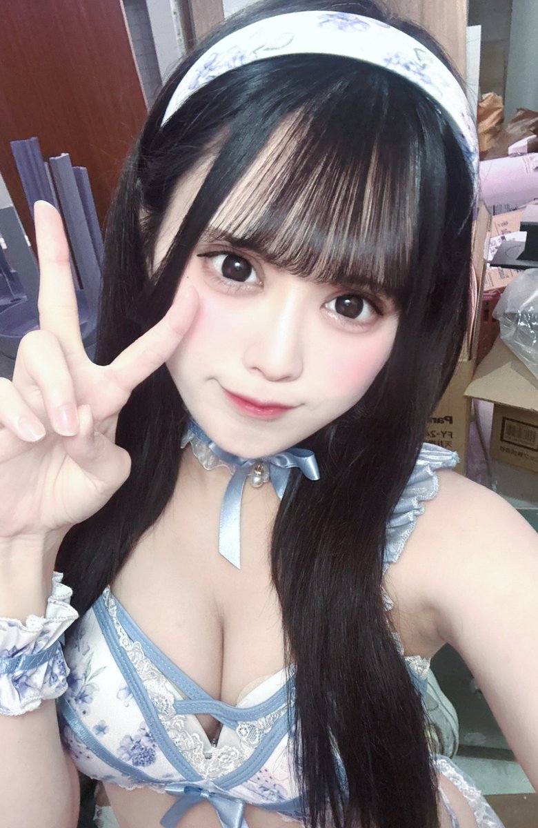 白銀 りん &DreaMy紫色担当 tweet media