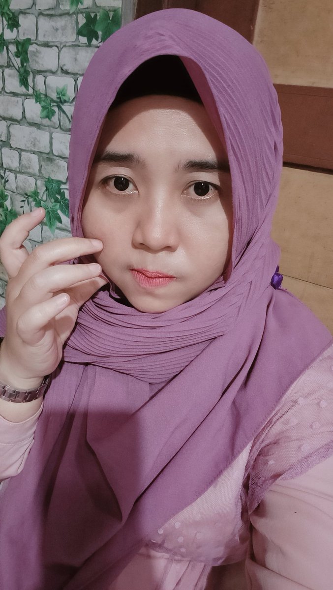 Je12juju's tweet image. #LoveStory

Berasa kek Absen mingguan

#Spam
#JepretMania