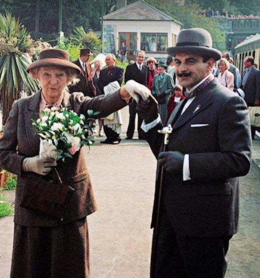 David Suchet as Hercule Poirot and Joan Hickson as Miss Marple at Torquay rail station in 1990.
The event was a celebration of the 100th anniversay of the birth of writer Agatha Christie in her home town.