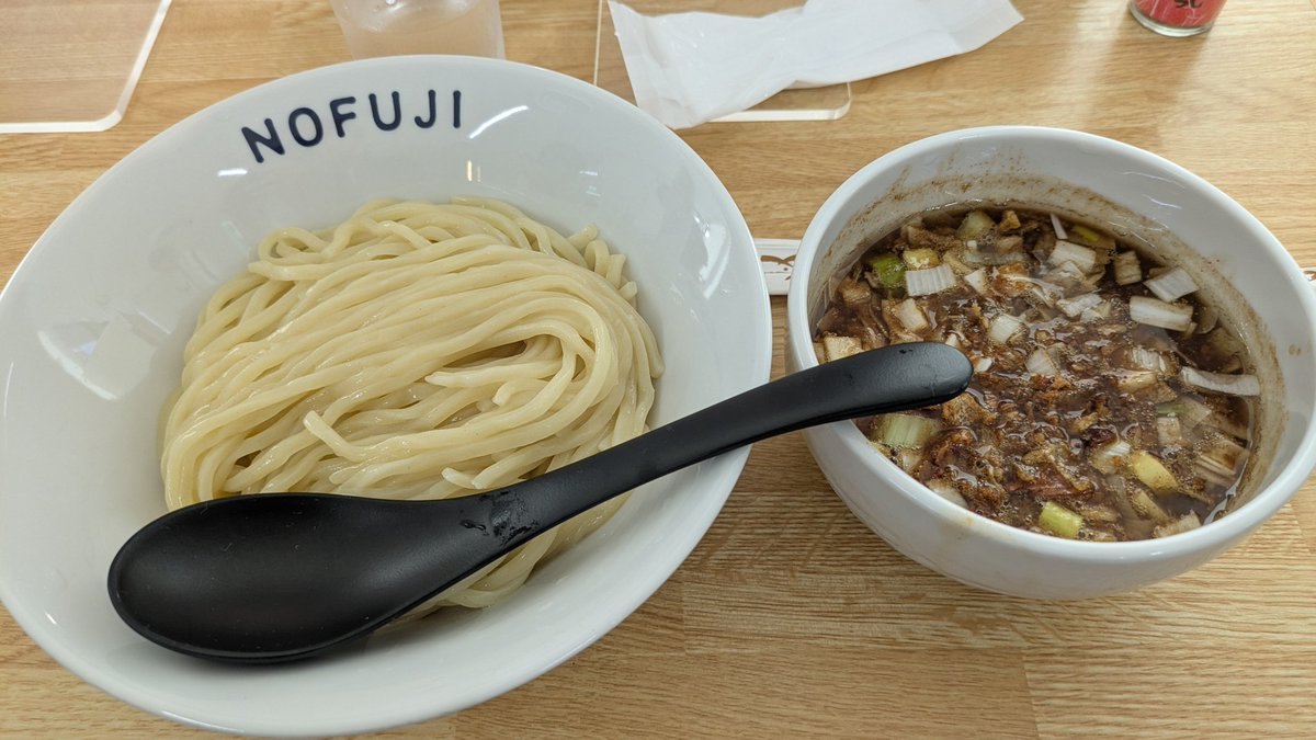 ふくろうくん tweet media