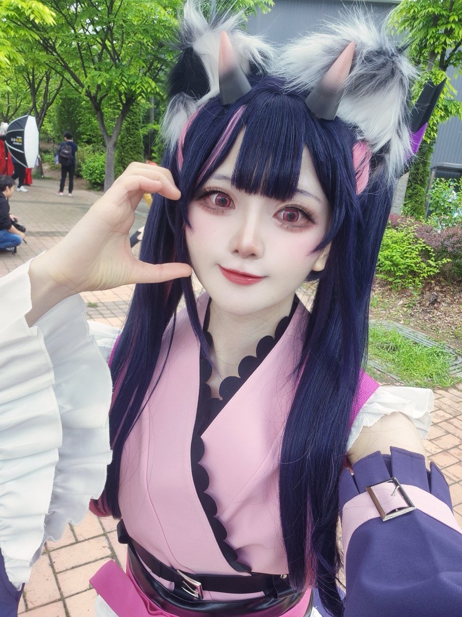 온 オン tweet media