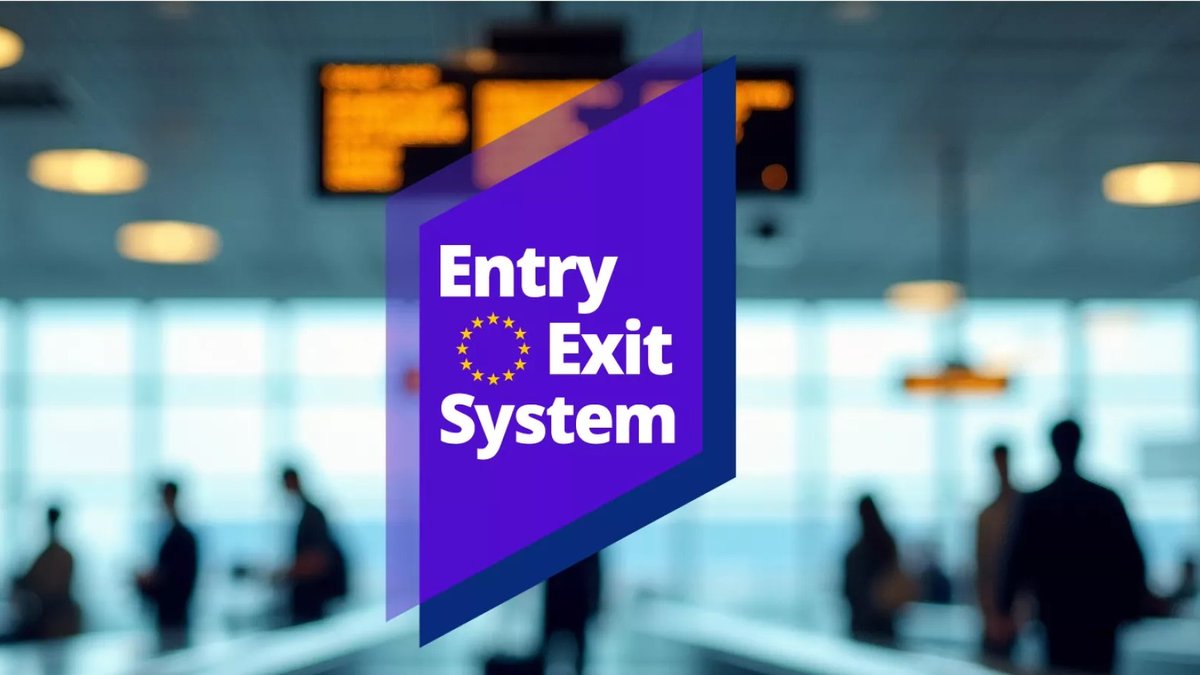 airjournal's tweet photo. Des files d’attente de deux heures : Ryanair réclame la suspension des contrôles EES dans les aéroports français https://t.co/XnOd8wCehS https://t.co/AWCSUx40km