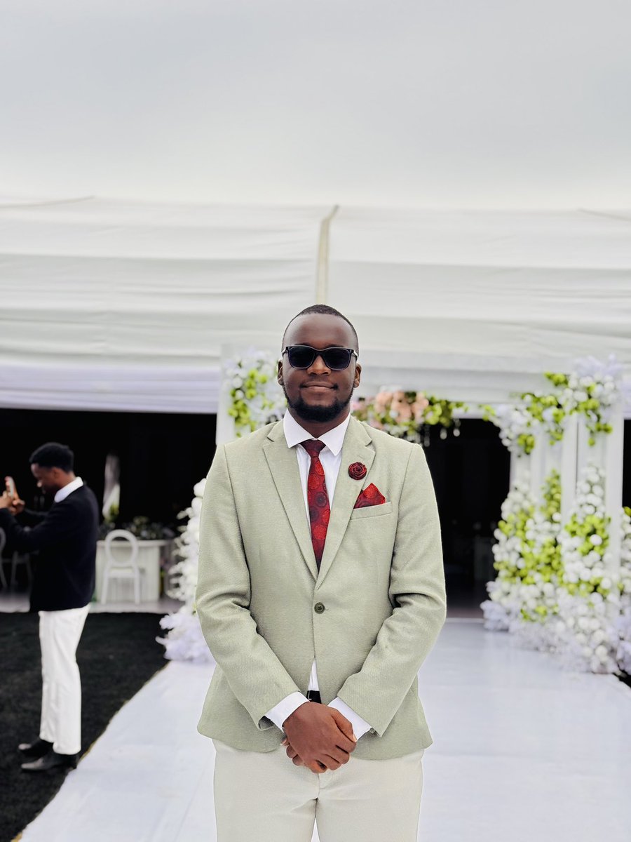 The Romantic Mukiga tweet media