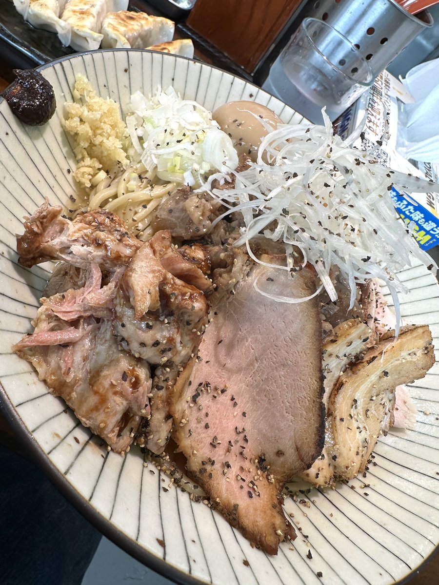 たむケイ tweet media