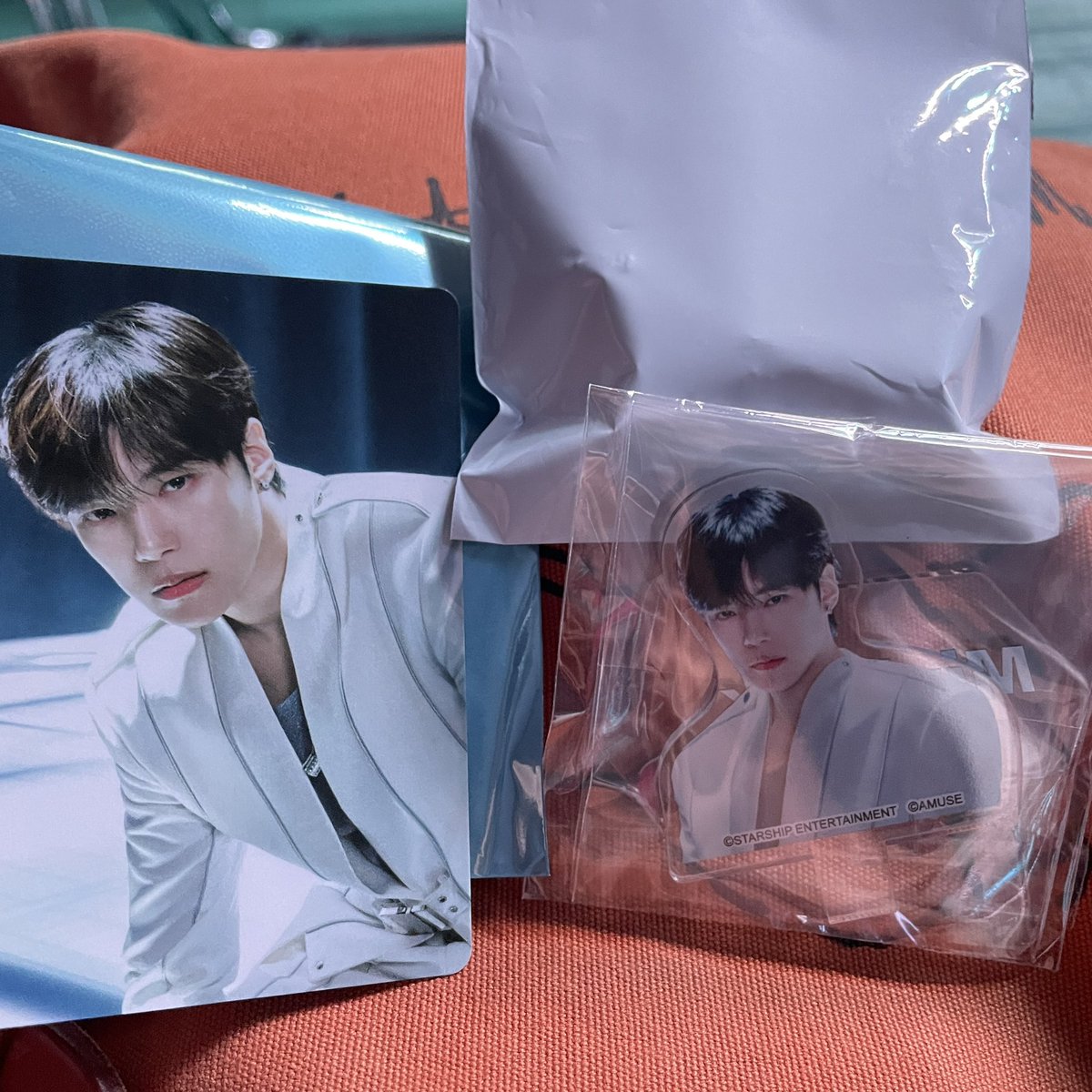 지지 tweet media