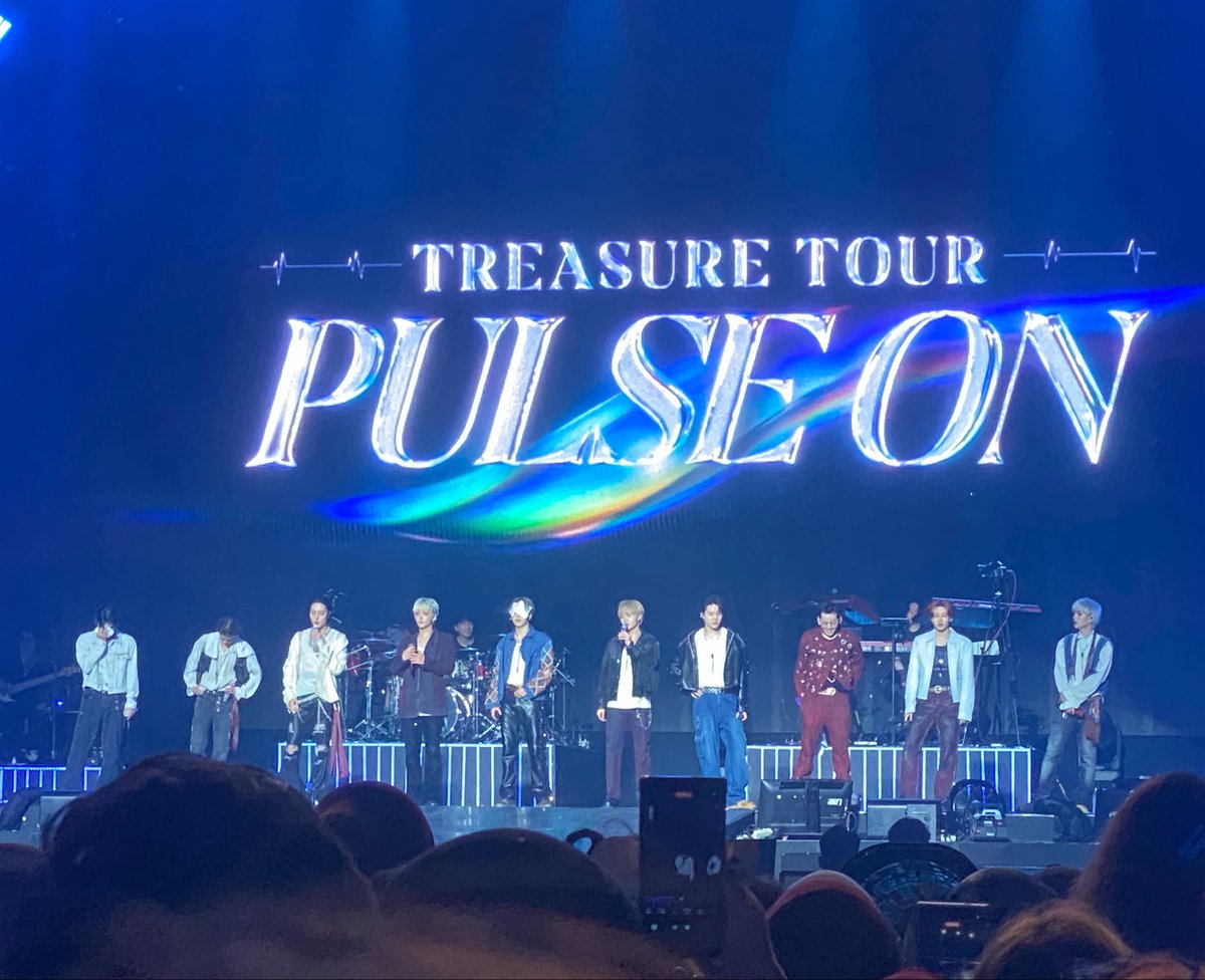 purpleskiesblue's tweet image. My best memories 💙

#TREASURE #트레저 
#PULSE_ON_IN_JAKARTA
#TREASURE_PULSE_ON_IN_JAKARTA