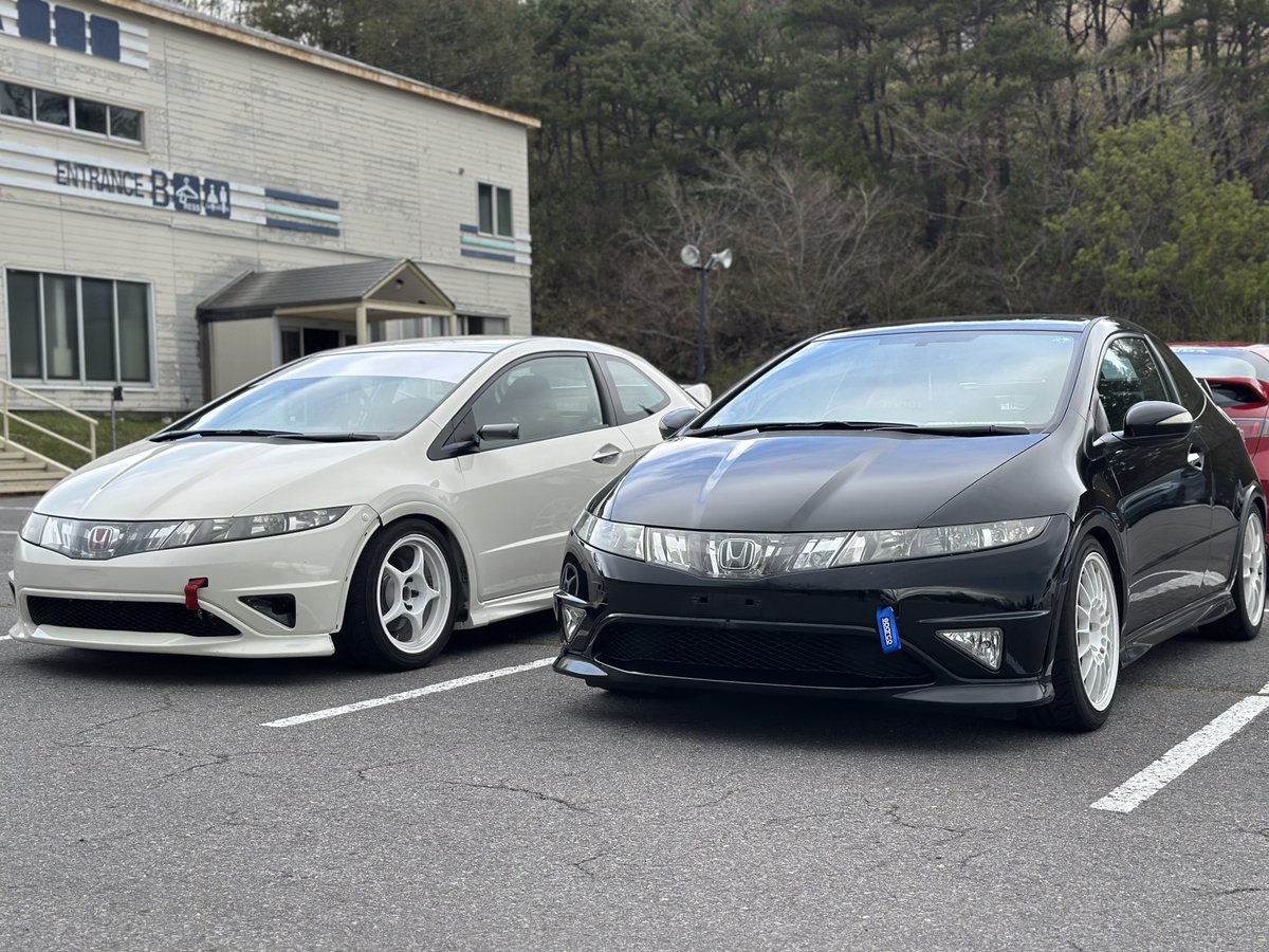 かける tweet media