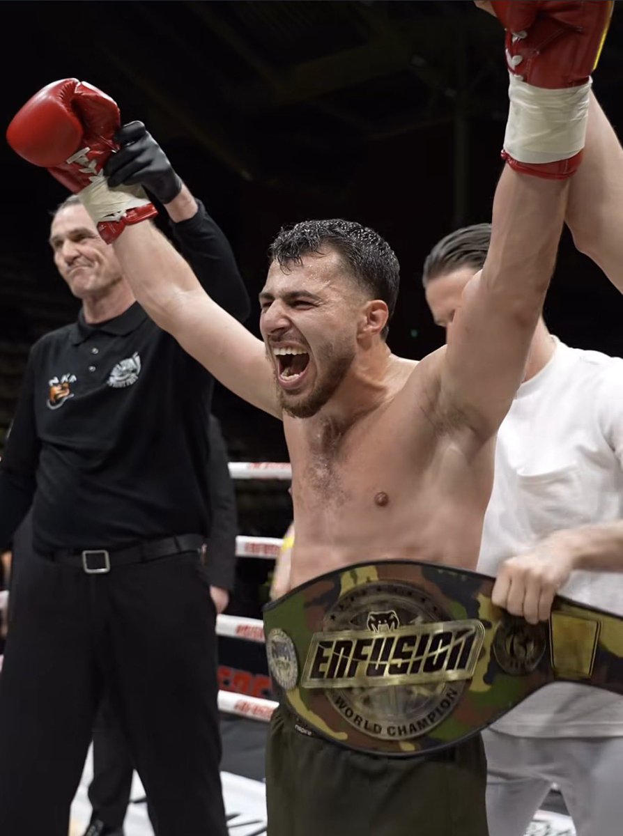 Parlons_PP's tweet photo. Hier Afakir a battu Adamchuk et défendu sa ceinture ENFUSION 🏆✅ #ENFUSIONAlmere
Via officialenfusion https://t.co/sLAOvACrbu