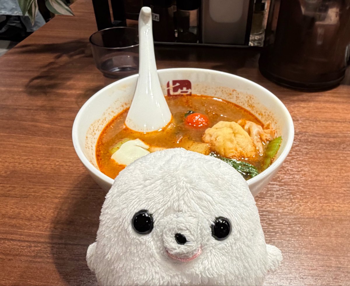 全方位あざらし tweet media