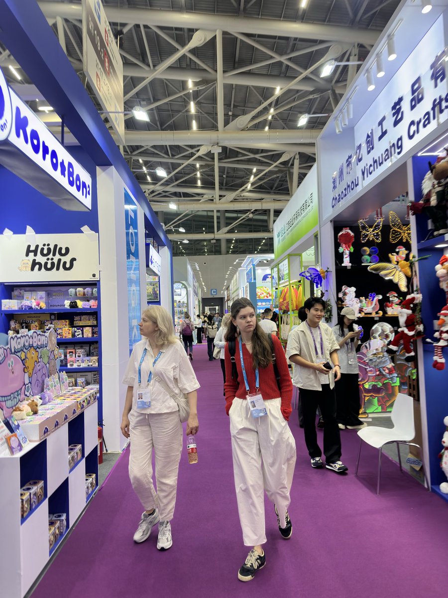 Anatoliy_China's tweet image. Canton Fair 2026. If you need interpreter or any other help in China - text me. #China #BusinessOpportunity #BusinessWithChina #CantonFair