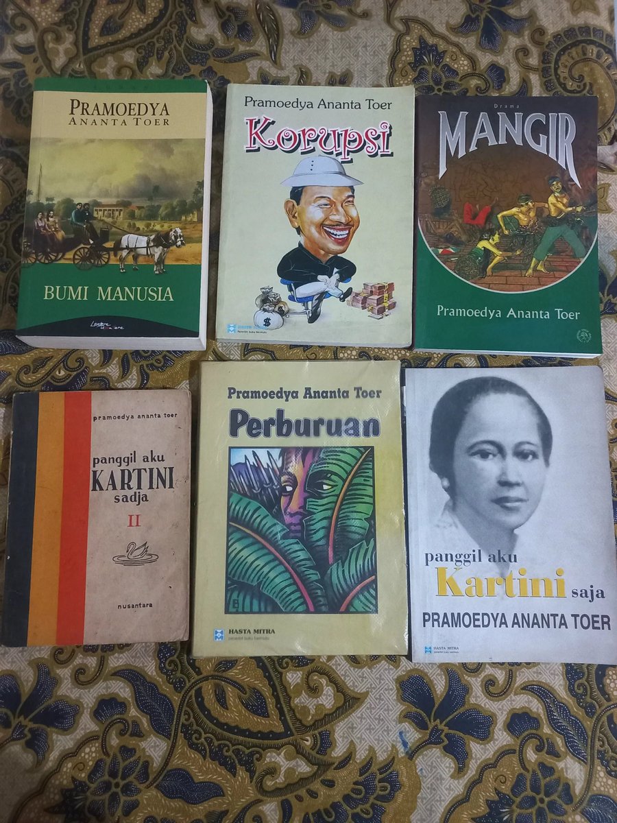 sargobooks tweet media