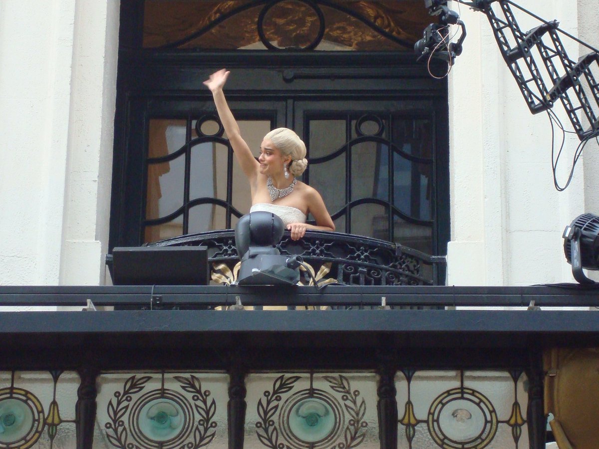 olivia 🪐 saw evita 💙 tweet media
