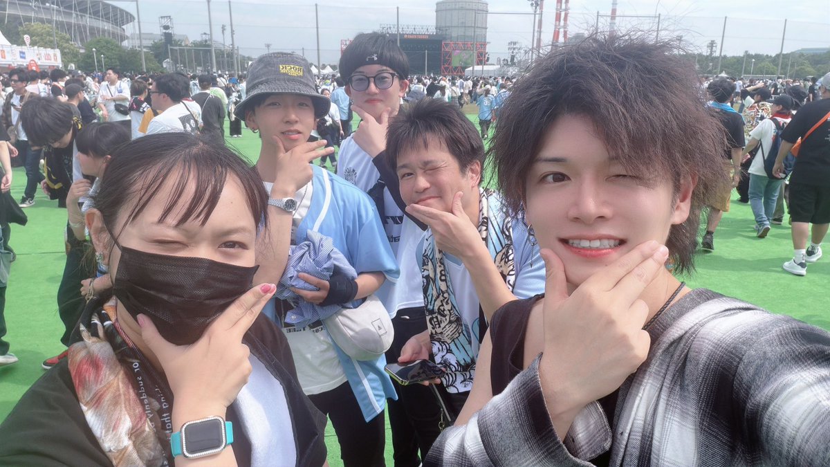 JAPAN JAM2026！ 沢山のUVERworldのcrewと会えて嬉しい🍺 みんな気軽に