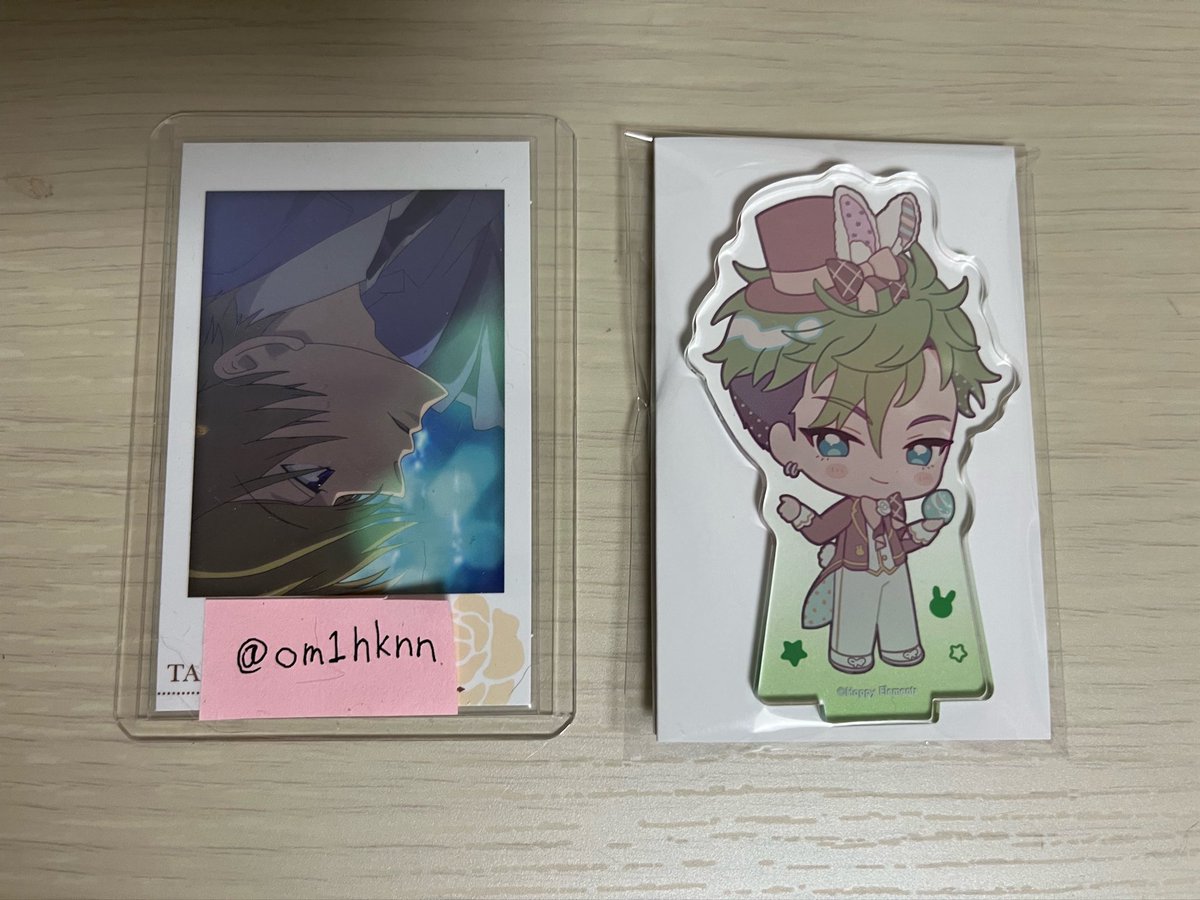 おみ tweet media