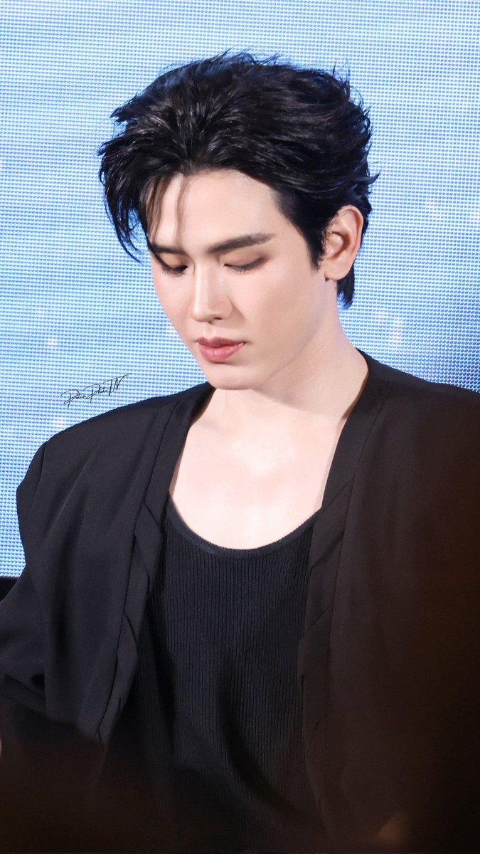 รูปดังองค์อินทร์
หยาดฟ้ามาสู่ดิน โสภิณดังเดือนดวง
🫠🫠🫠🫠🫠🫠🫠🫠🫠🫠🫠