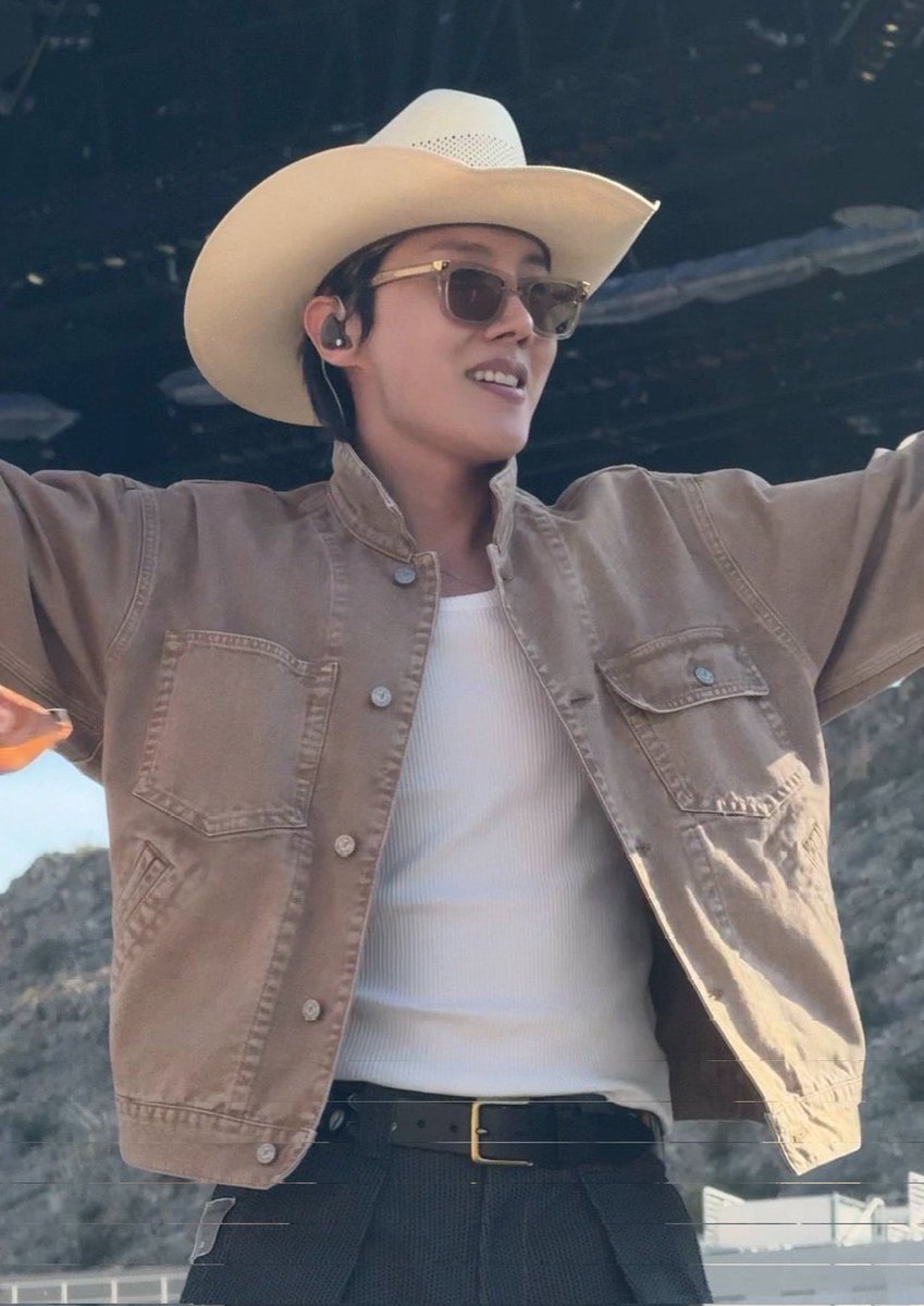 Mr. COWBOY🤌🏻