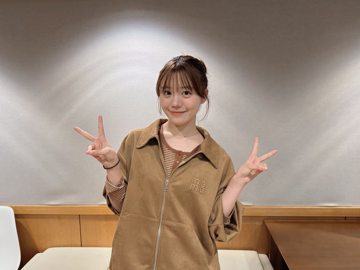 imadoki_campus's tweet photo. 本日登場してくれたのは
イマキャン学籍番号136番
成城大学の #水野純鈴 さんでした✨
ありがとうございました🌈

#イマキャン #中川紅葉 #谷崎早耶 https://t.co/cGupLix9TN