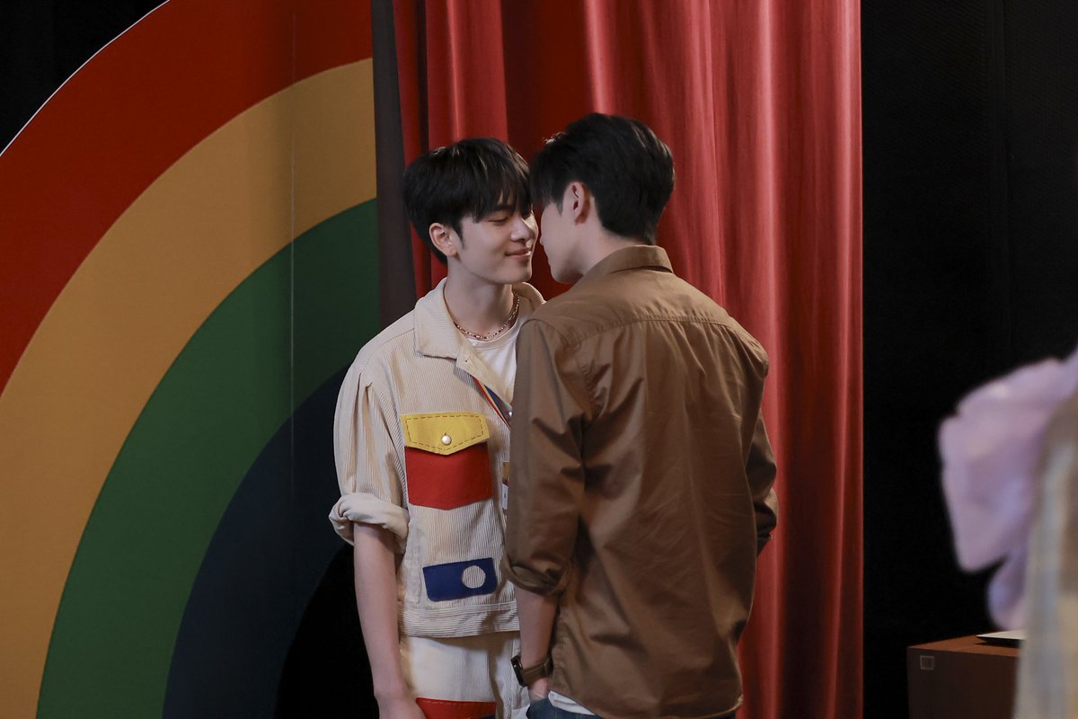 รักครูเท่าโลกเลย Love You Teacher tweet media
