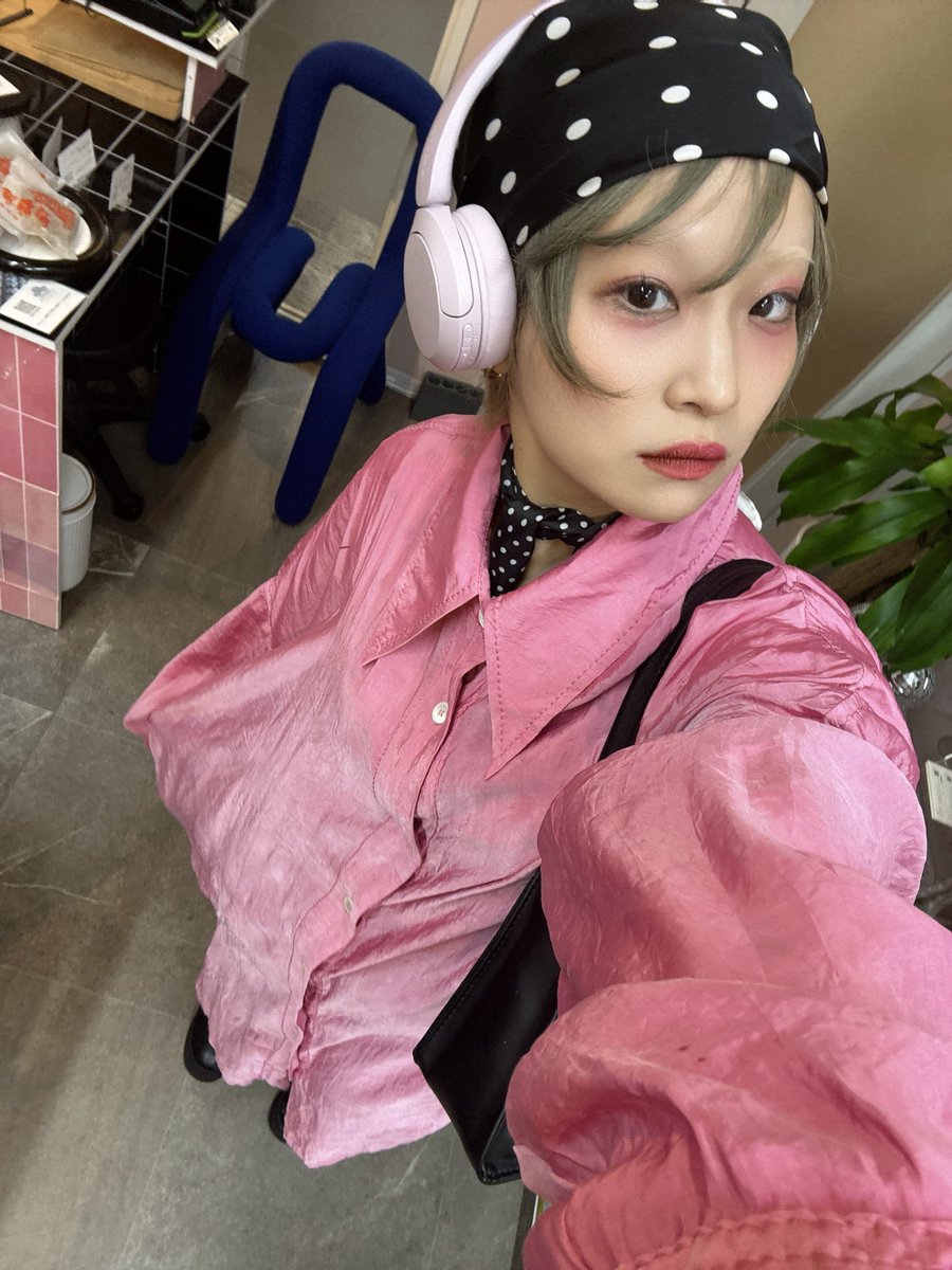 muissa92's tweet photo. 今日はカットのお客様のみということでマルジェラを着る賭けに無事成功した事をここに報告させていただきます https://t.co/25CjTUAFjX