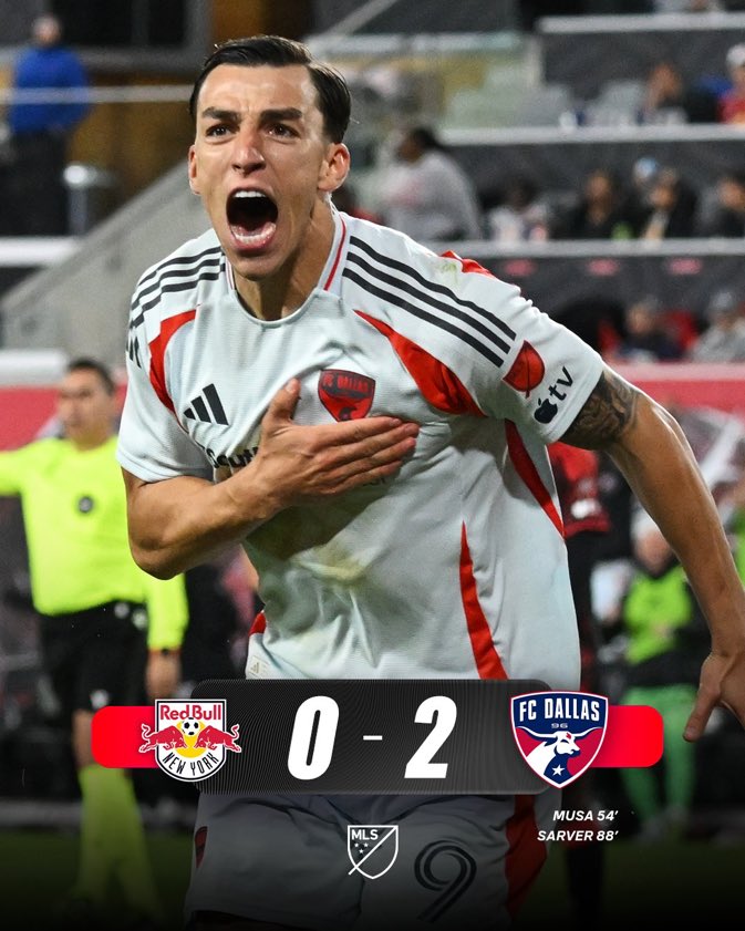 MLS_fra's tweet image. ⏱️C’EST TERMINÉ ! LE FC DALLAS ARRACHE LA VICTOIRE À L’EXTÉRIEUR FACE À NY RED BULLS.✅❤️💙

Le meilleur buteur du championnat cette saison, Petar Musa a encore frappé.⚽️💥

📸@MLS

#MLS | #RBNYvDAL