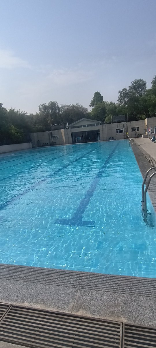 Akshaj_ojha2005's tweet image. Gym mein aag lagayi ab paani mein usey thanda karne aaya hoon 🌊🔥 Day 4 and the grind feels personal now
#Swimming #PostGym #Day4