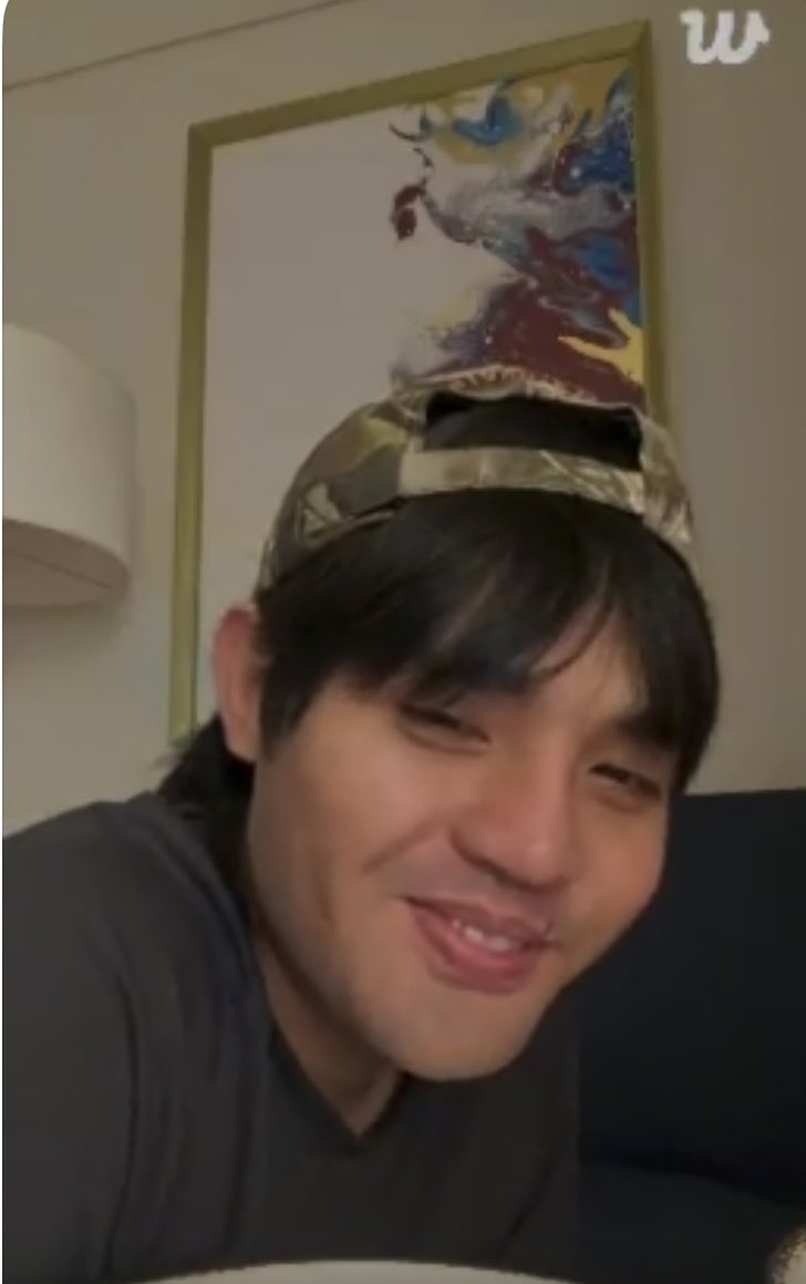 PABLO's bare face is so pogi 😍 how can a man be this good looking and genius at the same time? 💙

<a href="/imszmc/">PABLO</a> 💙

SB19 ELECTRIFIES AURORA
<a href="/SB19Official/">SB19 Official</a> #SB19