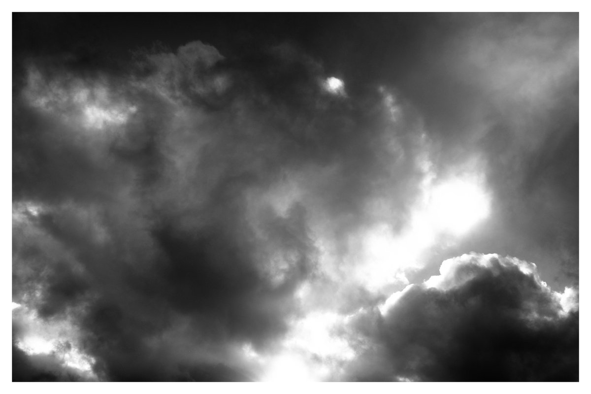 Particleclouds's tweet image. Moving images in the stream of charged particles. Earth travels 1.6 million miles per day  ぜひコメントを残してください (^_^) 💯⭐ Contemporary Photography The New Reality #ManchesterArtGallery #ContemporaryArt #Arte