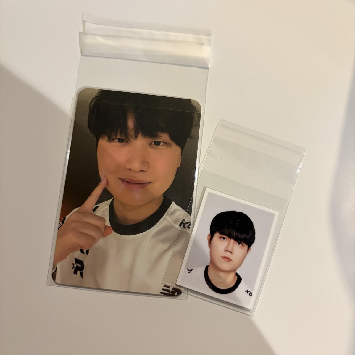 kt 포카, 증사 교환 구합니다!

저 : 포카 에이밍(1R), 증사 커즈
😇 : 포카 퍼펙트, 에포트, 커즈 (1R)
         증사 퍼펙트, 비디디, 에포트

퍼펙트 우대합니다!

#lck교환 #PerfecT #Cuzz #Bdd #Aiming #Effort #kt #ktrolster