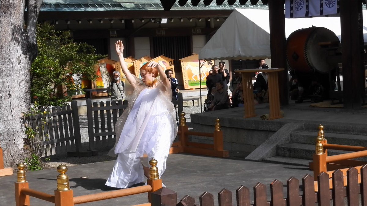 FUayusakai's tweet photo. 【圧巻】春の神事「花摘み祭」大鳥大社 （2026年4月18日）
https://t.co/5DZkPDUWAP

#大鳥大社 #花摘み祭 #春祭り #日本文化 #神社 #堺市
#JapanTravel #JapaneseFestival #SpringJapan #HiddenJapan #CulturalExperience https://t.co/KqCQ8WVlGW