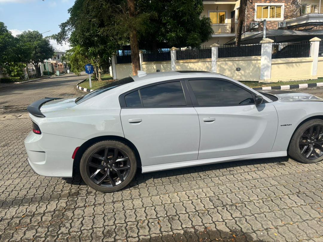 WatchmanAuto's tweet photo. Give away 
Toks 
Dodge charger 2022 with V8 engine
#44M only https://t.co/h9FyAoan1N