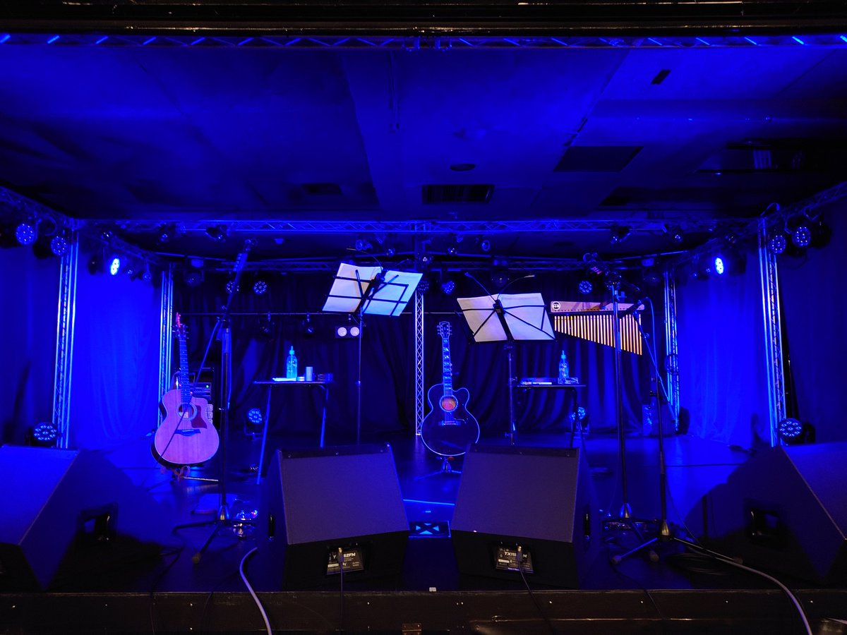 imadokisanta's tweet image. 最前列ど真ん中！今年の運を使い果たしたSeason2♪

＃Rihwa
＃Leola
#PLANT