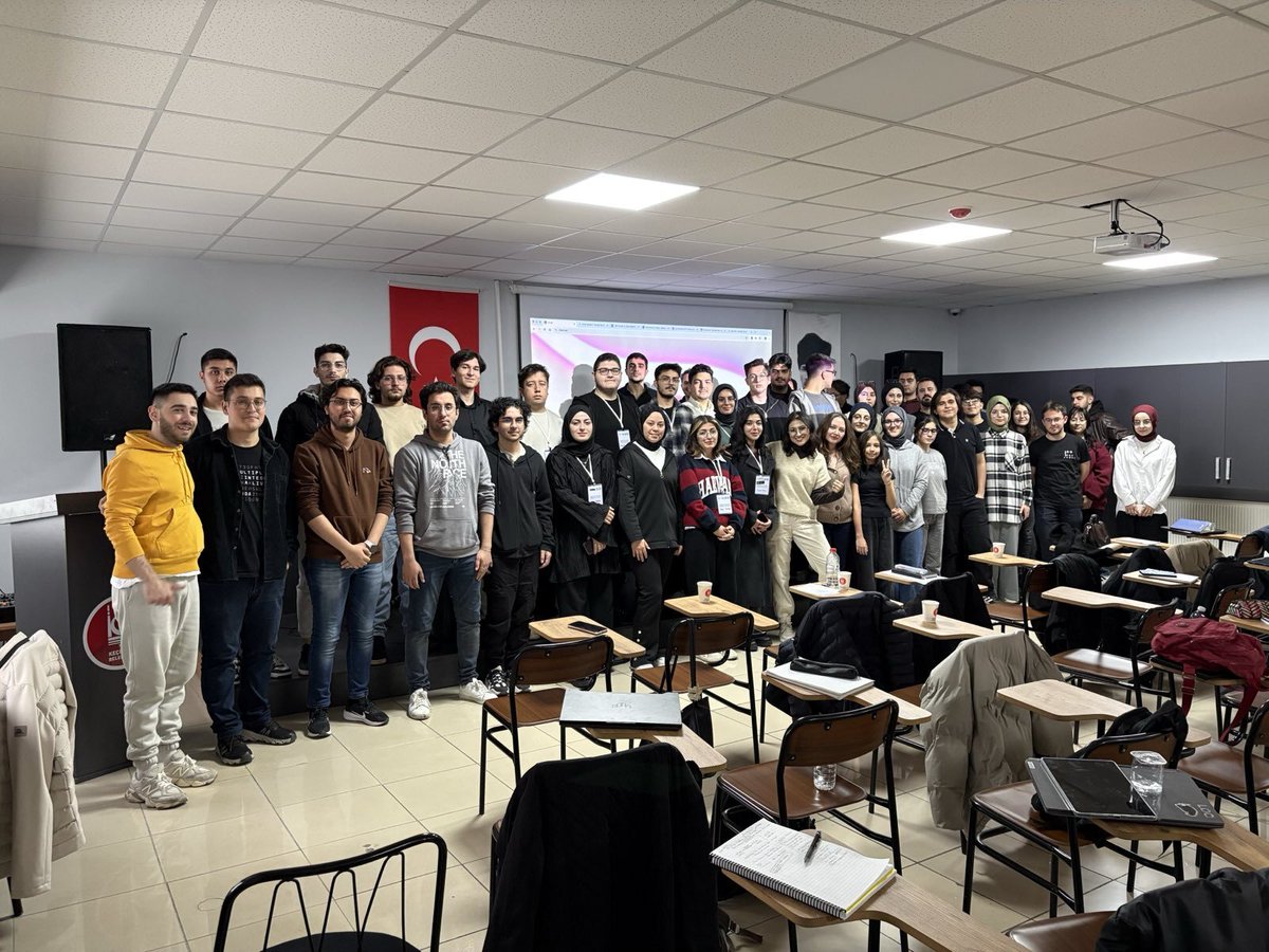 Siêu Quậy 🫎 tweet media