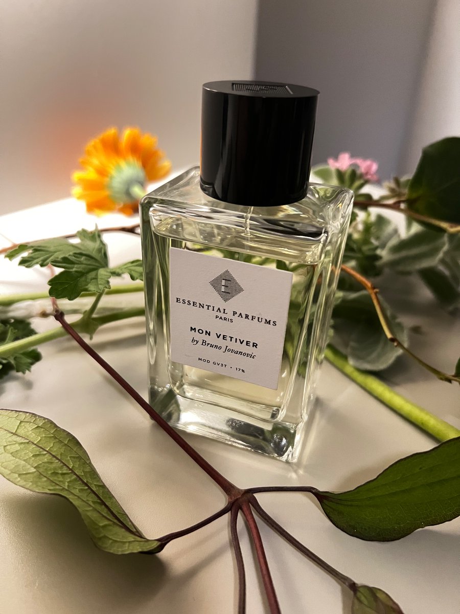 香水　モンテーニュ Essential Parfums｜モン ベチベー ライムオイルの涼しさとカシミア