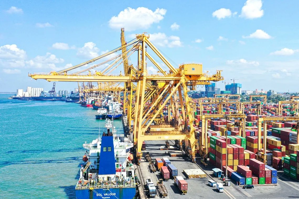 TheMorningLK's tweet image. SLPA to expand CWIT capacity
Details👇 themorning.lk/articles/1d1CK…

#themorninglk #trending #srilanka #news #srilankanews #srilankanewstoday