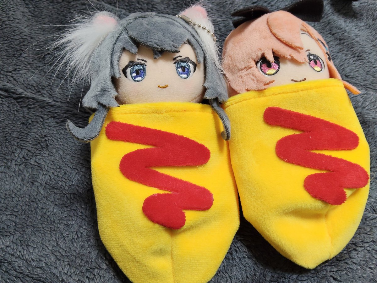 omlet1025's tweet photo. よりひま(おむらいすのすがた) https://t.co/sIyZBp8opQ