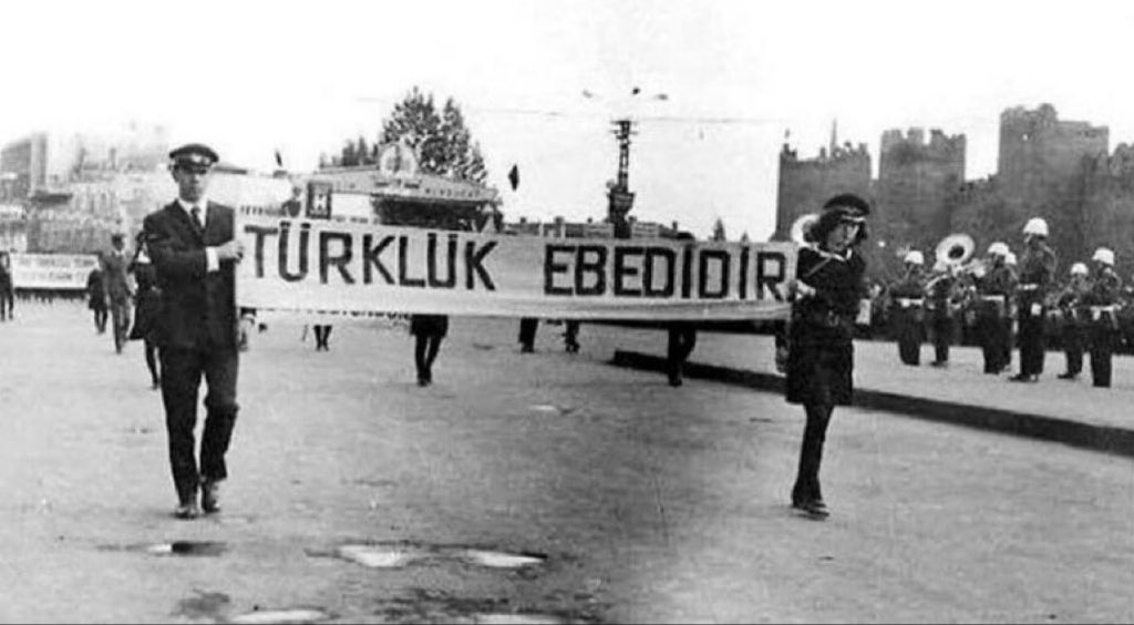 doktorhz's tweet photo. “Tarihte Türk’tük, halde Türk’üz, istikbalde de Türk olacağız!”

#3MayısTürkçülerGünü kutlu olsun! https://t.co/xvzD0ohswm