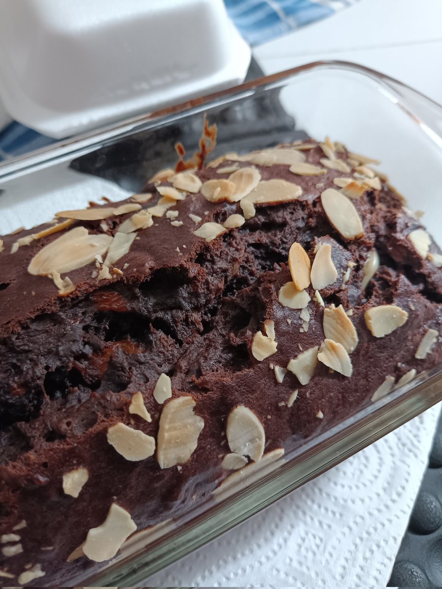 tiarabo's tweet photo. Banbread ku ada peningkatan 😎 
Hari ini bikin versi coklat + diisi keju 😎 https://t.co/qGRsWqxv5o