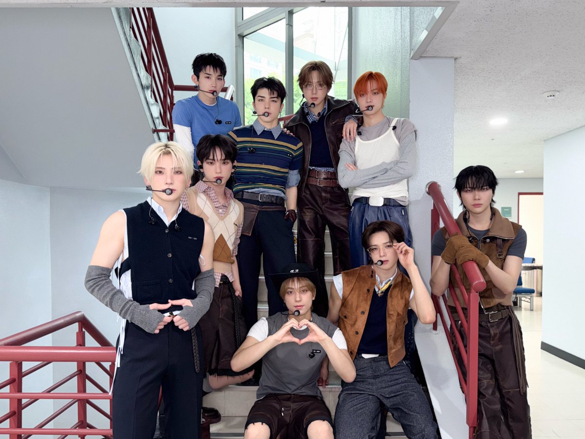andTEAMofficial's tweet image. [#오늘의andTEAM] 260503
인기가요

#今日のandTEAM
#andTEAM #앤팀
#Bewitched