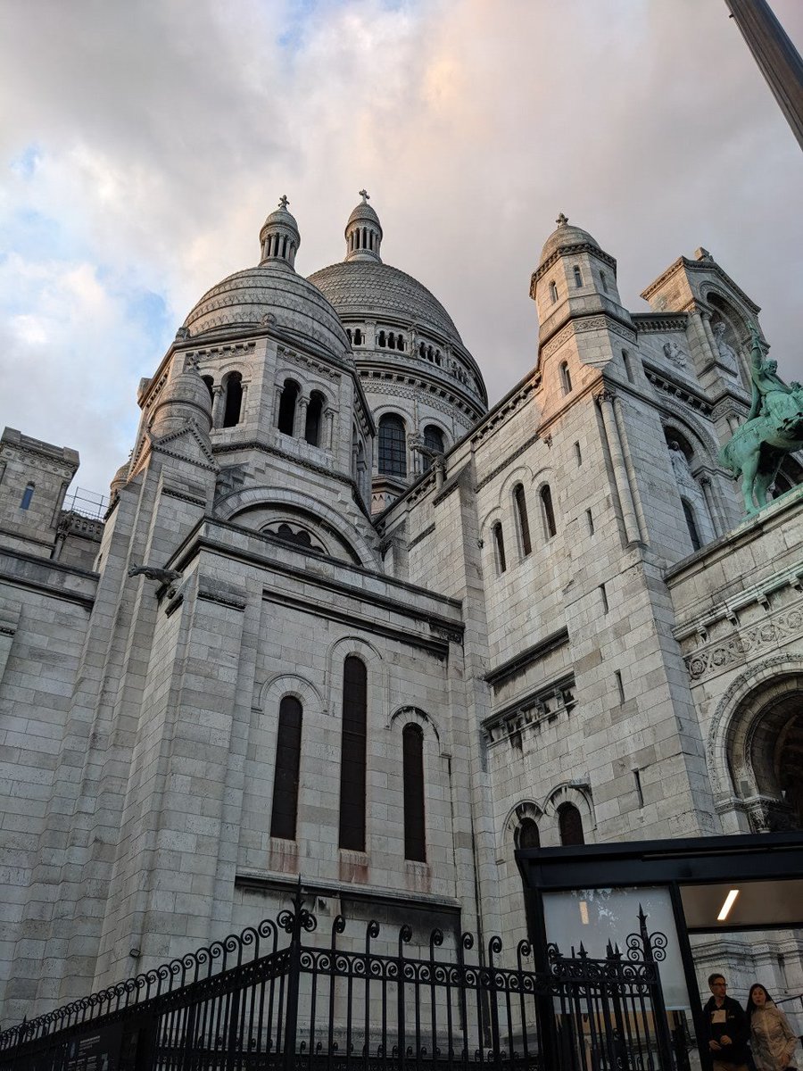 andysutters's tweet photo. Glimpses of Paris https://t.co/6JDG04mdIp