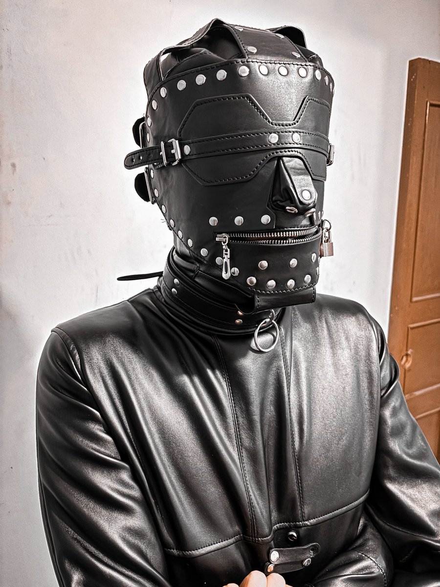 Gagged_object tweet media
