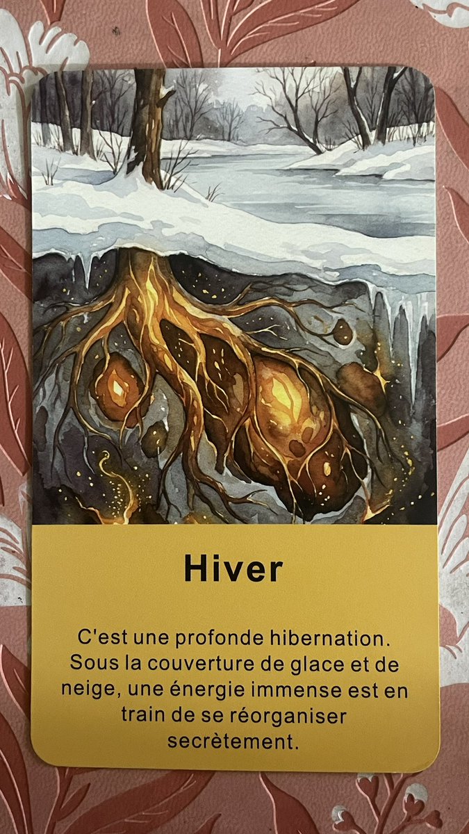 Tarotdesbrumes tweet media