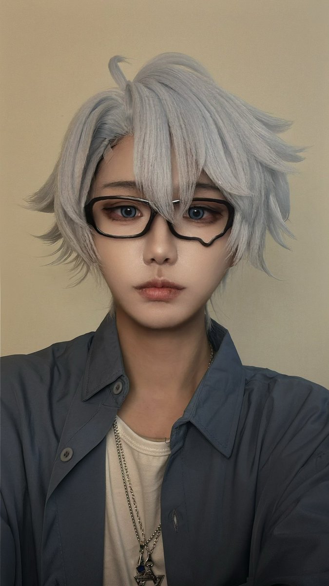 cakecastella's tweet photo. 哭哭Q_O
回到房間才想起來有準備這個道具
結果活動期間完全忘記要戴上去
#眼淚眼鏡 https://t.co/PQ4fbkESoy