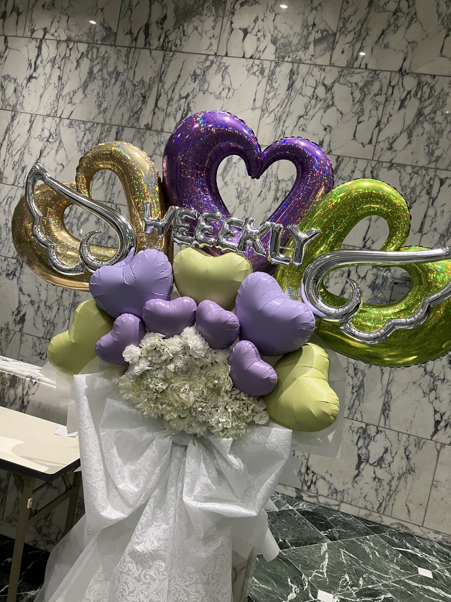 weeeklyasoo's tweet photo. 2年経った今も20240503の思い出は色褪せないし、この時以上楽しいGWはうぃくりが再デビューしない限りこの先の人生で無いだろうな https://t.co/p9QrSk4GwT