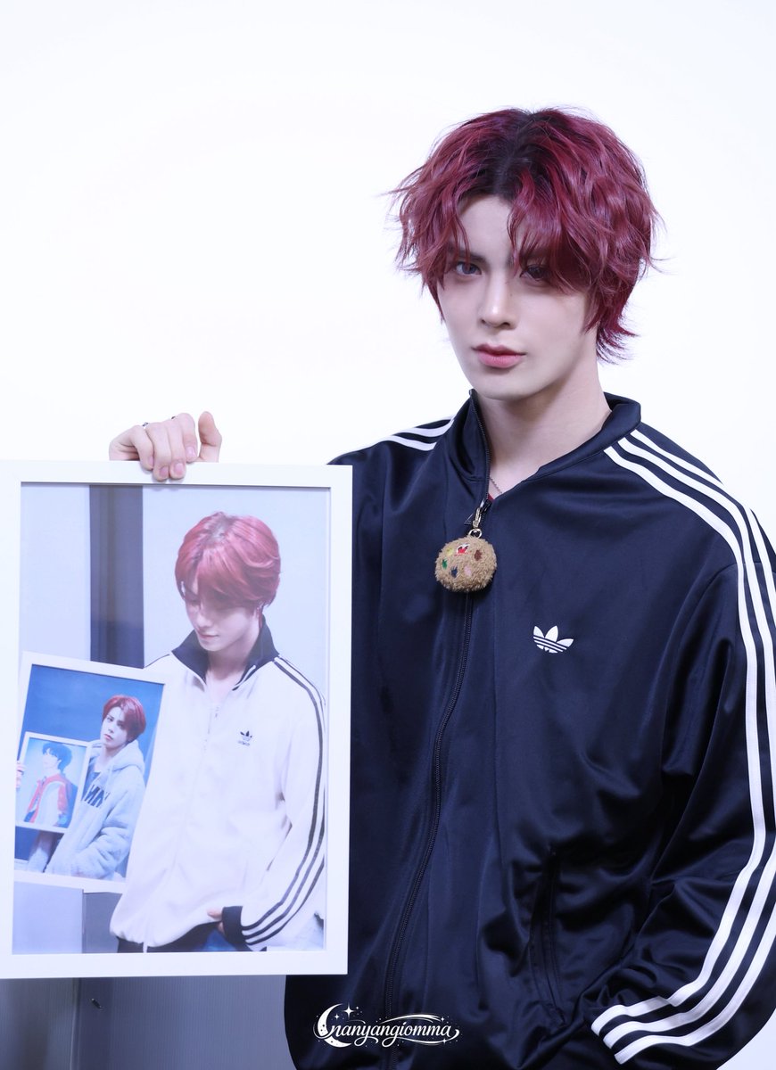 nanyangiomma's tweet image. 260503 비트로드 대면
🖼²

#陈炳帆 #FAN #판 #빙판 #NouerA #누에라 #ヌエラ