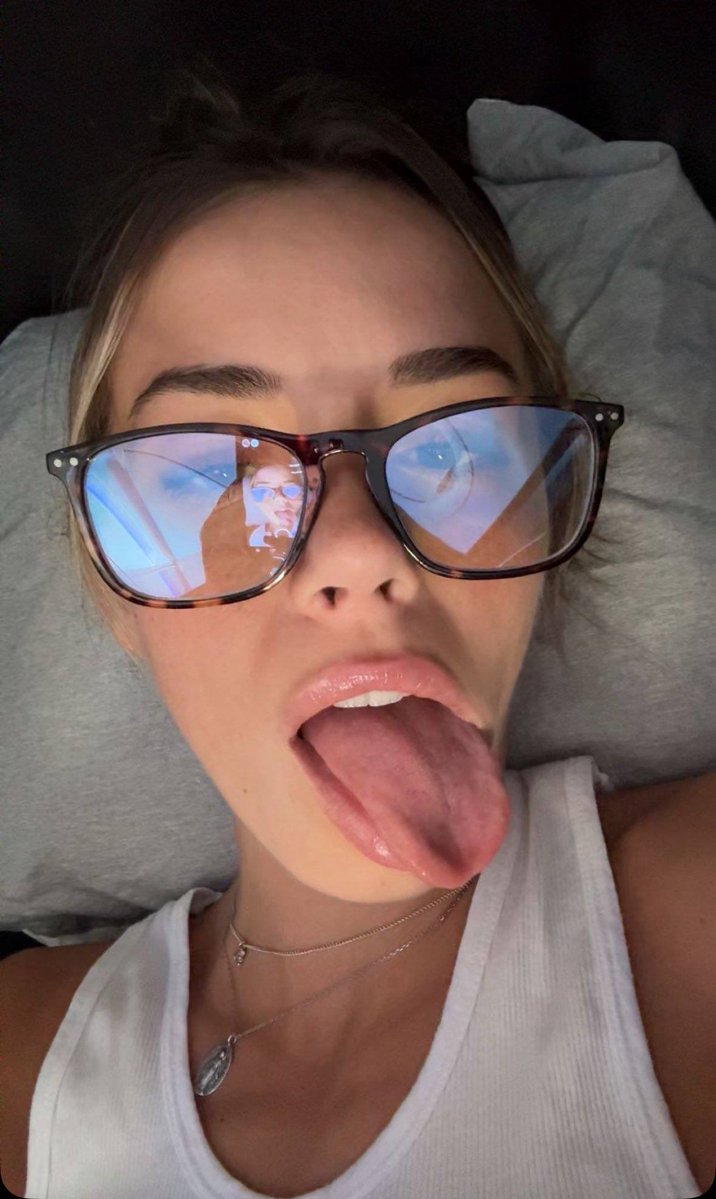 Bratty Sadie 😝 (Parody) tweet media