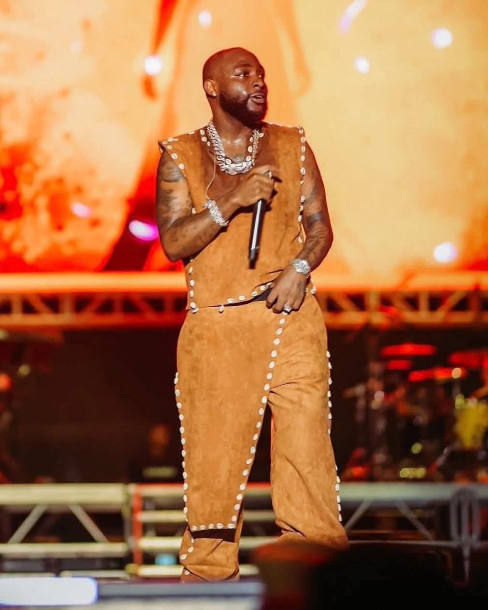 Carol1mcs's tweet image. Umwina Lubemba 

#Davido 🇿🇲🇿🇲