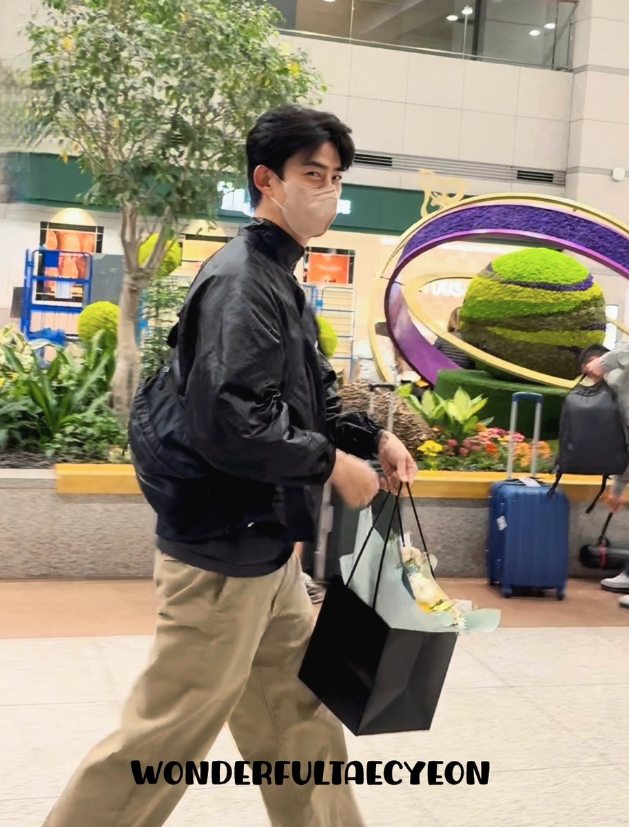 BUSANNUYA (wonderfultaecyeon) tweet media