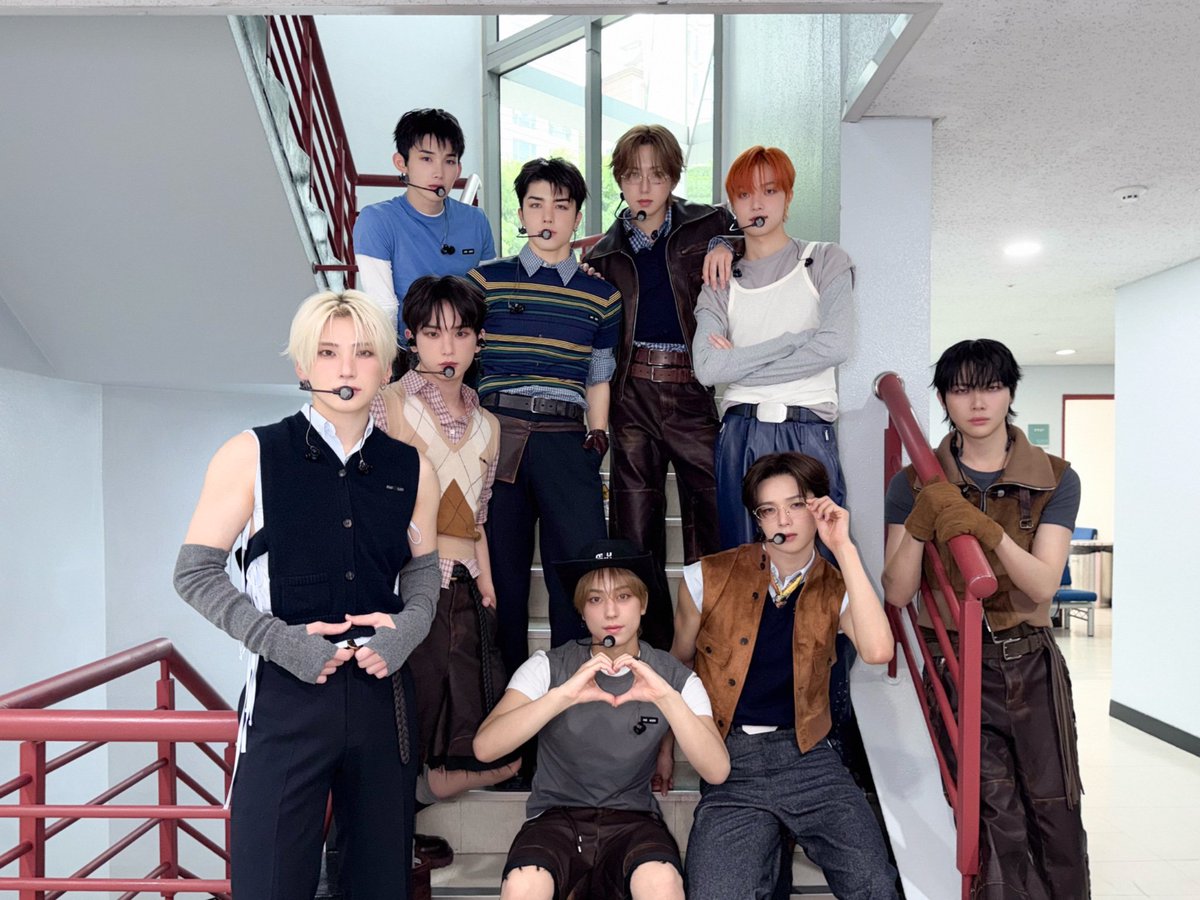 ArabicMaki06's tweet image. 260503
ماكي من تحديث حساب اندتيم عبر اكس: انكيغايو 

———ªd♡manó
#andteam #maki #arabmaki #andTEAM_MAKI @andTEAM_members @andTEAMofficial